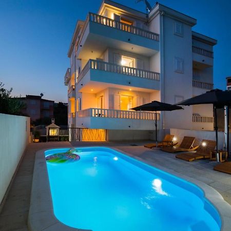 Brand New Aparment With Sea View & Swimming Pool At Ciovo - Villa Fiorentini Trogir Exterior photo